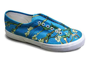 A New Kind of Canvas: Shoes Were Made for Painting!