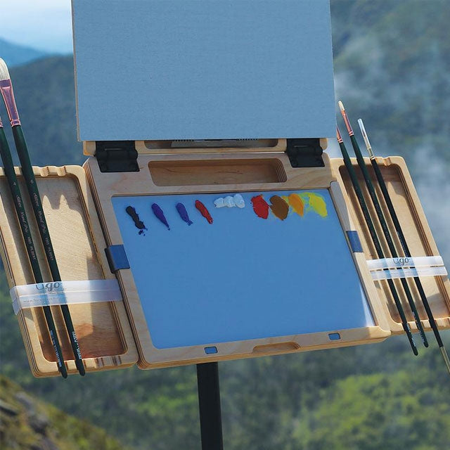 Cinch Holding Brushes on Trays (Tray and Pochade Not Included)