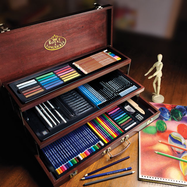 Essentials Deluxe Box Sketch & Draw Chest 